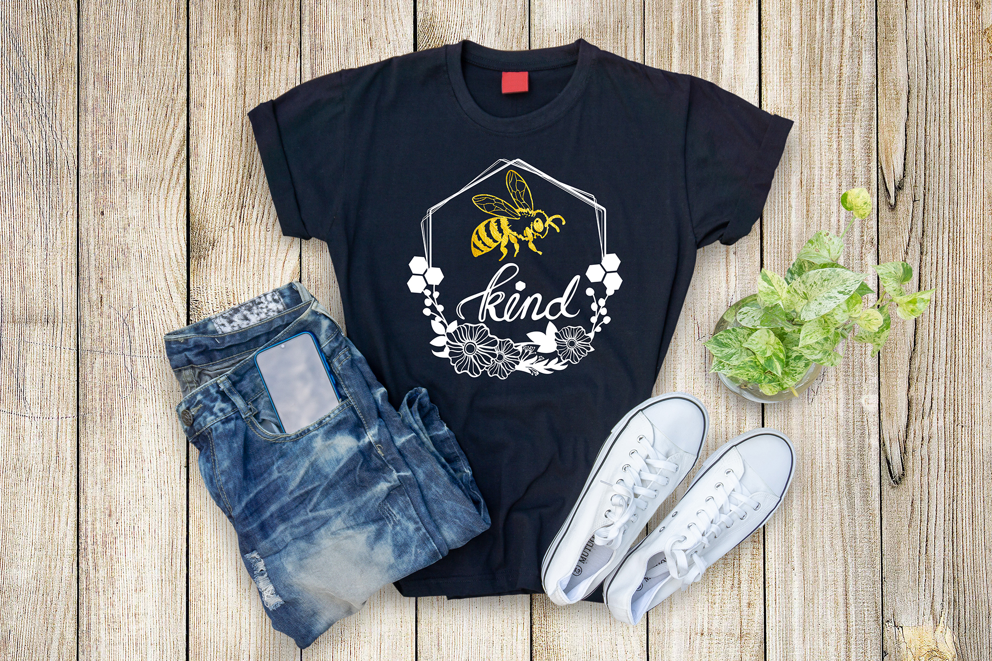 Bee Kind T-Shirt